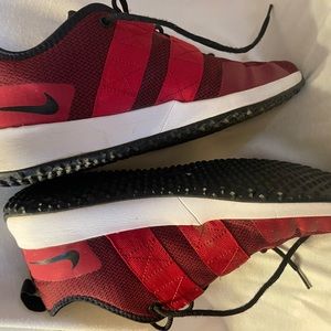 Size 12 men's Nike Varsity Complete TR 2 shoes.